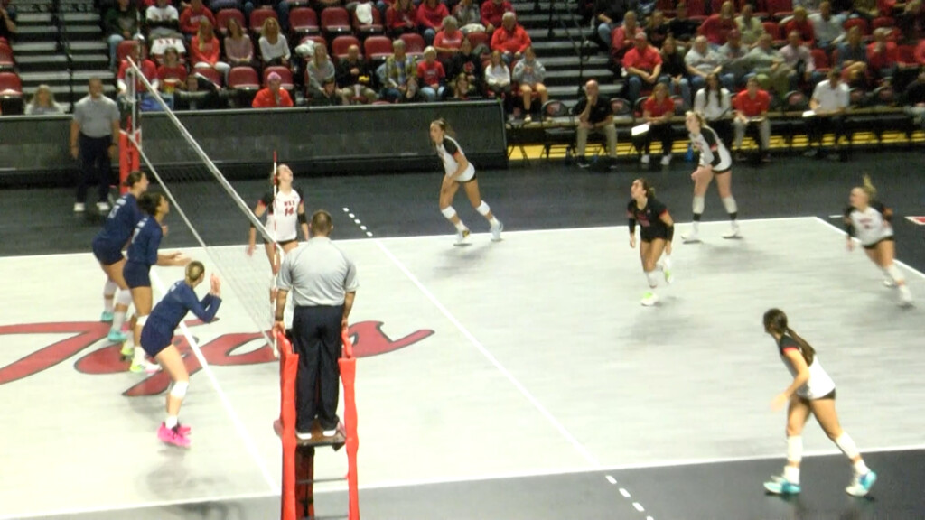 Wku Volleyball Vs Fiu00 00 47 23still001